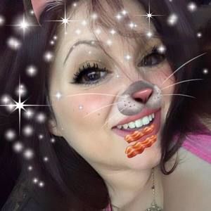 Meet your Posher, Melisa